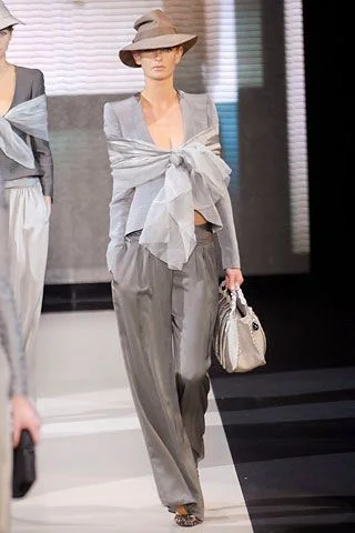 Look 18